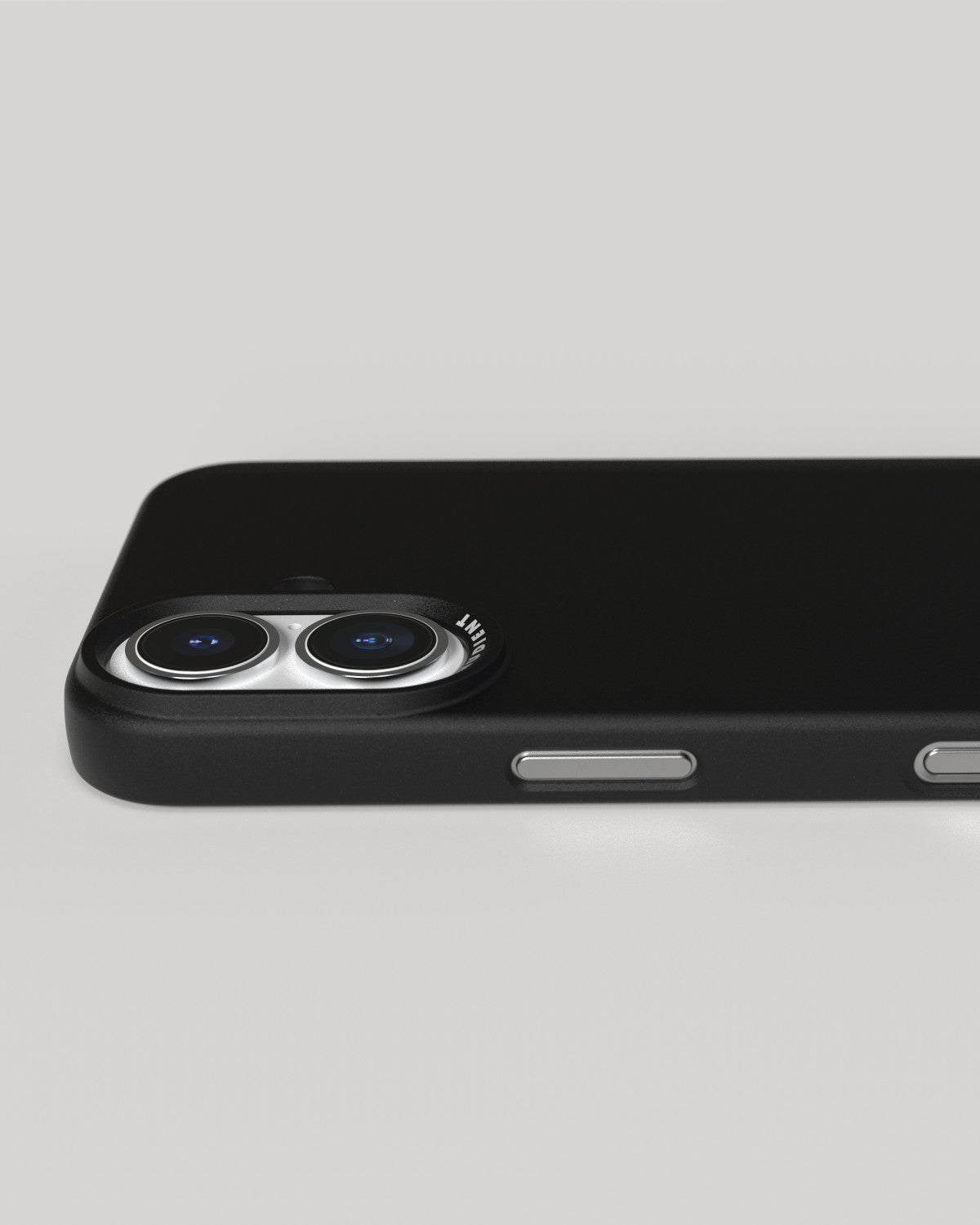 Thin Case - iPhone 16 - Ink Black & Pine Green